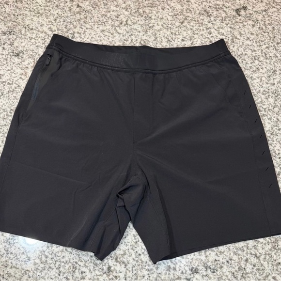 TEN THOUSAND INTERVAL SHORT 7”,
BLACK, LARGE, NO LINER - Picture 2 of 6